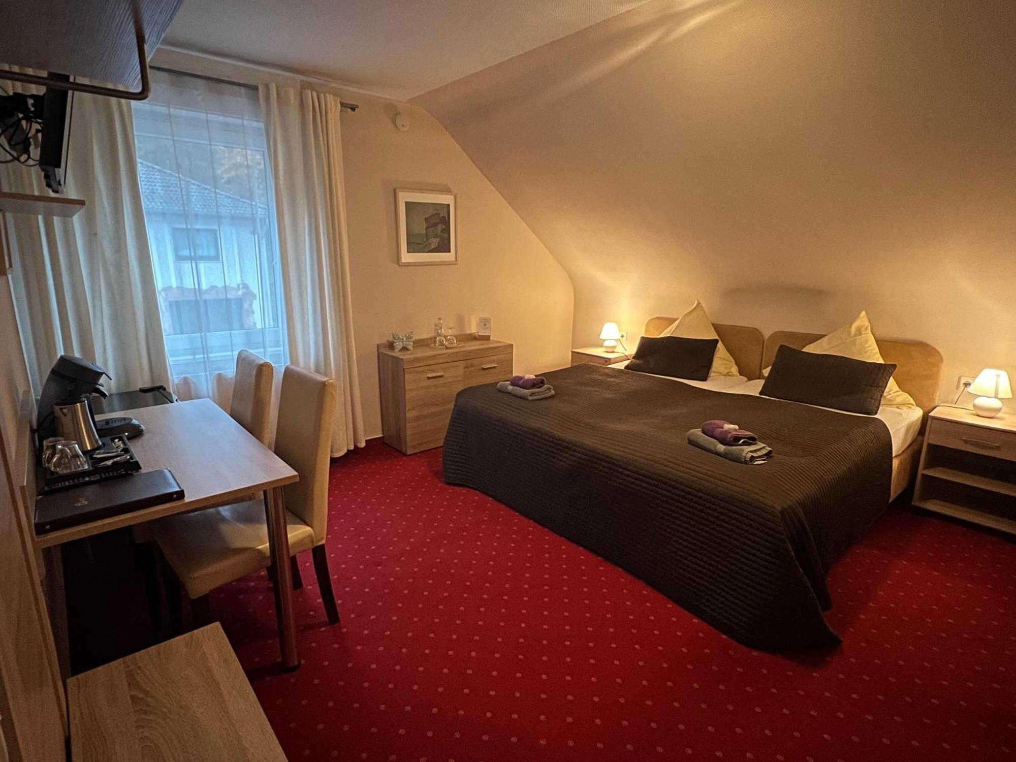 Hotel Sonnenhof Merzig Exteriör bild